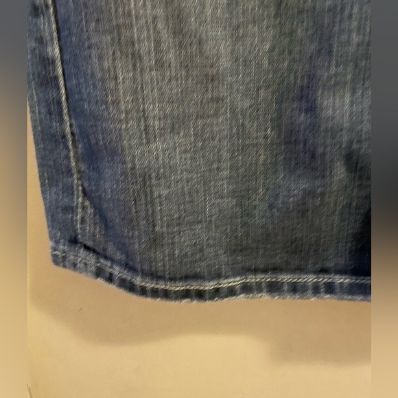 BKE Women’s Distressed Drew Bootcut Medium Wash Buckle Jeans Size 32 x 33 1/2 - Picture 3 of 15